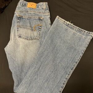 AE women’s size 12 bootcut jeans